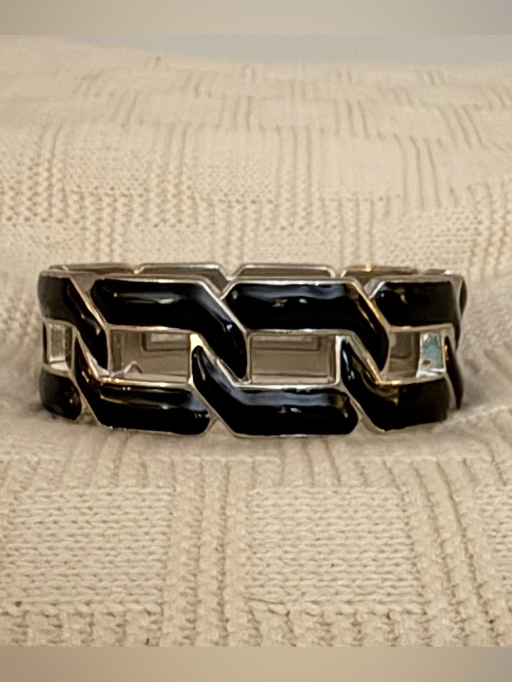 Vintage 90’s Black Chain-Link Hinge Bracelet - Polished Metal Accent